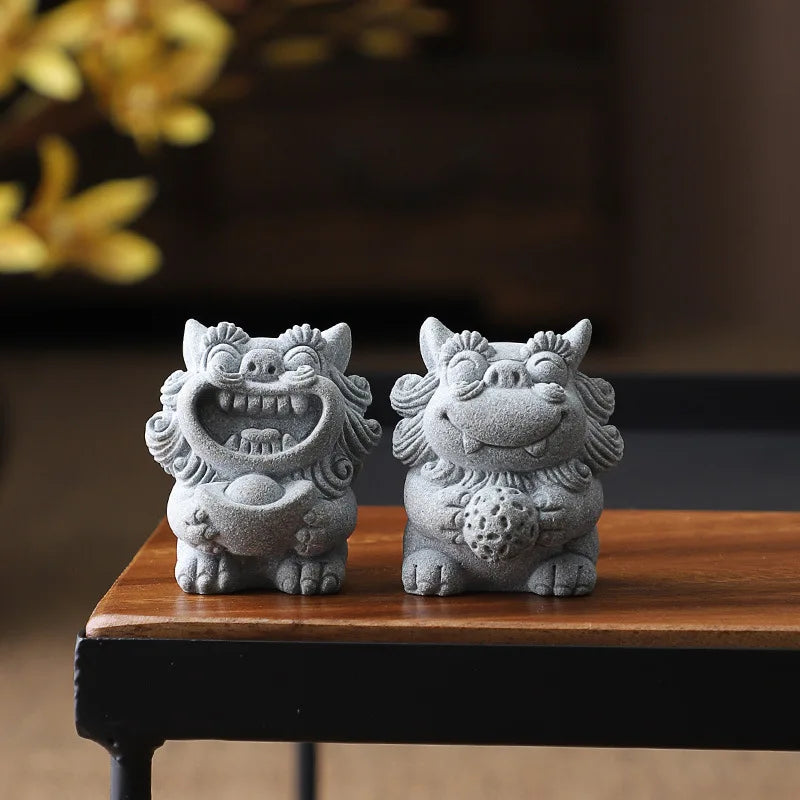 A pair Lucky Stone Lion Statuette Bluestone Carving Chinese mascot Home Room Office Potted Fish Tank OrnamentsHigh quality gifts